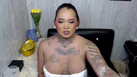 Snapshot of urfabtattooqueen chatting on 06/12/26, 06:18 Maxxie online show from 06/12/26, 06:18