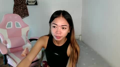 Snapshot of urfantacyjamaica chatting on 01/14/25, 07:17 ayumi reacher online show from 01/14/25, 07:17