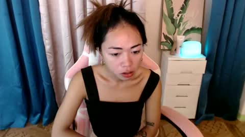 Snapshot of urfantacyjamaica chatting on 02/14/25, 03:58 ayumi reacher online show from 02/14/25, 03:58