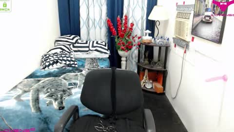 Milka online show from 12/18/25, 04:02