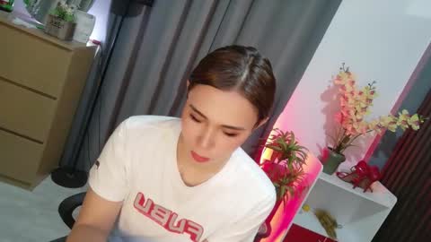 urfave_bbgirl online show from 05/07/26, 11:59