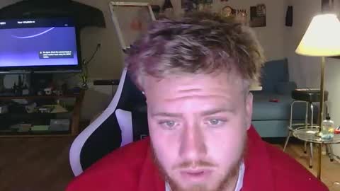 Snapshot of urfavkingusa chatting on 11/23/25, 07:52 urfavkingusa online show from 11/23/25, 07:52