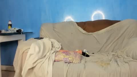 Snapshot of urfavoriteboy96 chatting on 09/12/25, 02:55 Andres Jordi online show from 09/12/25, 02:55