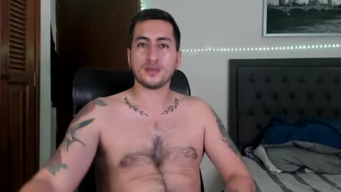 Snapshot of urfavoriteboy96 chatting on 06/18/26, 02:23 Andres Jordi online show from 06/18/26, 02:23