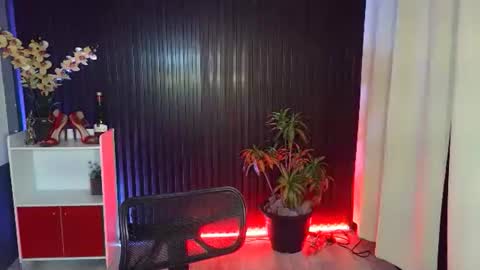 Rianne online show from 11/20/25, 05:12