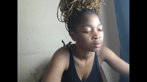 Snapshot of urflirtydoll chatting on 01/22/25, 06:31 urflirtydoll online show from 01/22/25, 06:31