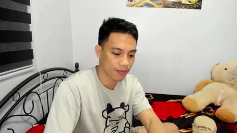 urfucker_vinz online show from 04/08/26, 01:11