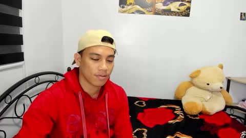 urfucker_vinz online show from 04/17/26, 09:45