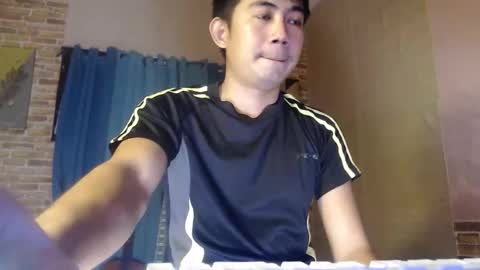 urfucking_nin15 online show from 02/13/26, 12:12