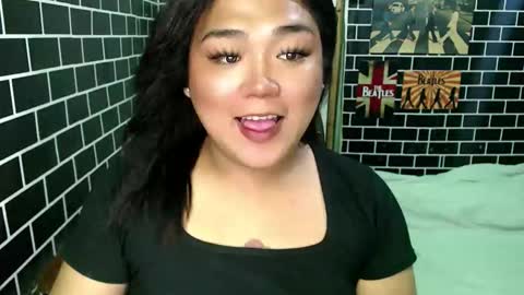Snapshot of urgirl_dimple chatting on 09/29/25, 10:42 Dimple online show from 09/29/25, 10:42