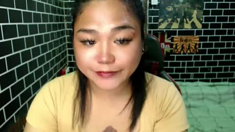 Snapshot of urgirl_dimple chatting on 11/05/25, 05:40 Dimple online show from 11/05/25, 05:40