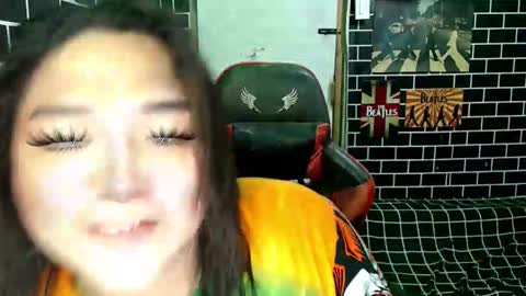 Snapshot of urgirl_dimple chatting on 11/29/25, 09:01 Dimple online show from 11/29/25, 09:01