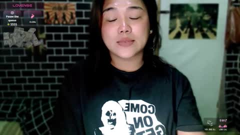 Snapshot of urgirl_dimple chatting on 01/18/26, 11:25 Dimple online show from 01/18/26, 11:25