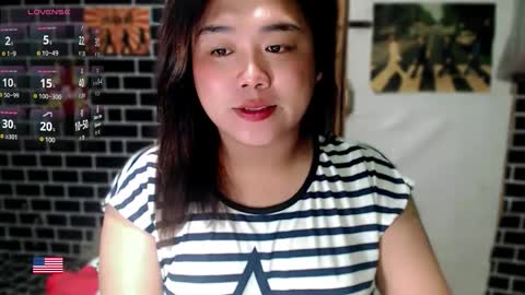 Snapshot of urgirl_dimple chatting on 02/22/26, 09:35 Dimple online show from 02/22/26, 09:35