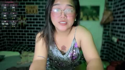 Snapshot of urgirl_dimple chatting on 04/09/26, 06:19 Dimple online show from 04/09/26, 06:19