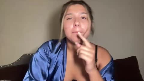 urgirlgracie966 online show from 07/25/26, 03:15