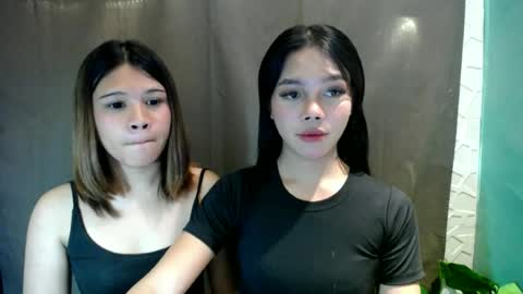 Snapshot of urgoddessawoman chatting on 06/17/26, 12:40 urgoddessawoman online show from 06/17/26, 12:40