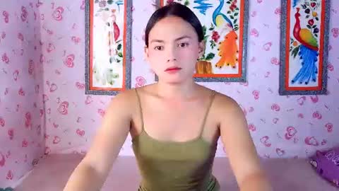 Snapshot of urhot_maxine chatting on 06/18/26, 09:36 urhot_maxine online show from 06/18/26, 09:36
