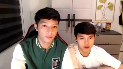 Ethan online show from 04/20/26, 04:54