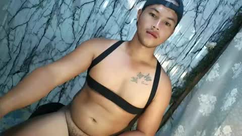 urhotfucker_eric online show from 04/23/26, 01:18