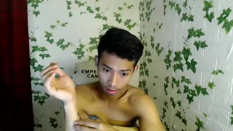 Snapshot of urhotfuckingass chatting on 01/14/25, 11:16 richard online show from 01/14/25, 11:16