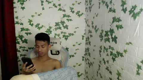 Snapshot of urhotfuckingass chatting on 01/26/25, 03:06 richard online show from 01/26/25, 03:06