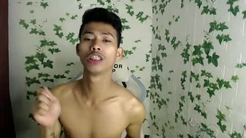 Snapshot of urhotfuckingass chatting on 02/08/25, 12:28 richard online show from 02/08/25, 12:28