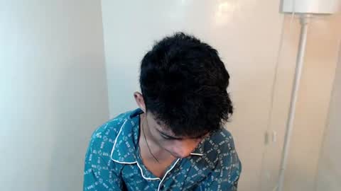 Snapshot of urhotfuckingass chatting on 06/17/26, 11:49 richard online show from 06/17/26, 11:49