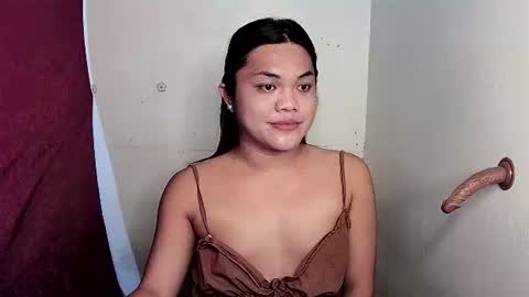 urhottie_bella online show from 12/01/25, 11:04