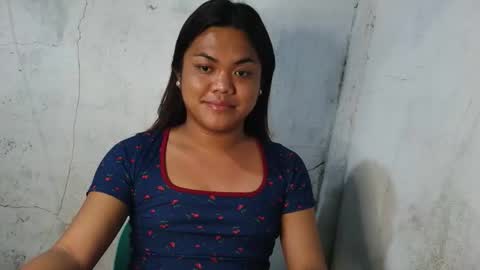 urhottie_bella online show from 02/15/26, 10:28