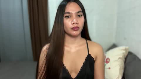 urhottylicious_cum online show from 04/16/26, 11:44