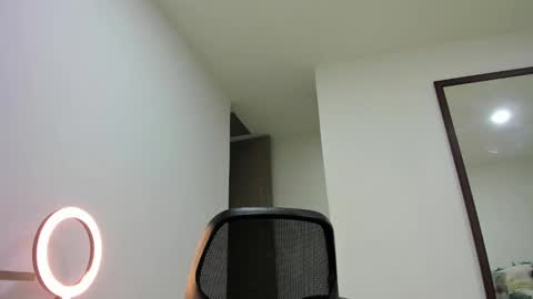 urimare_south online show from 01/19/25, 02:25