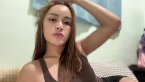 Amira online show from 07/27/26, 02:29