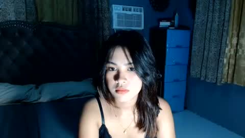 Mia online show from 07/17/26, 11:50