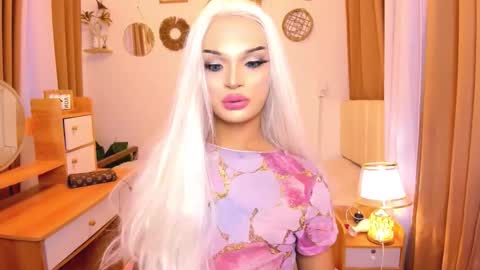 jhaii online show from 11/17/25, 06:41