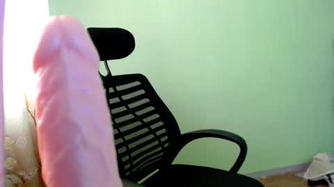 Snapshot of urlatino_rey chatting on 10/07/25, 03:58 urlatino_rey online show from 10/07/25, 03:58