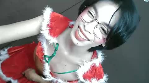 Snapshot of urlovely_ariana chatting on 12/06/24, 02:06 Ariana online show from 12/06/24, 02:06