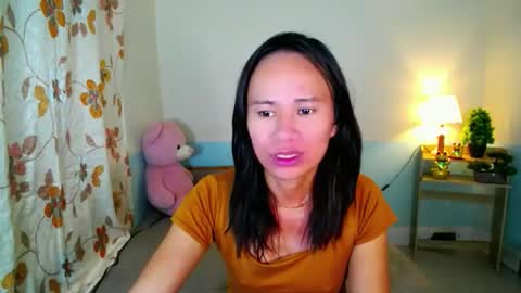 Snapshot of urlovely_che chatting on 10/21/25, 02:56 urlovely_che online show from 10/21/25, 02:56