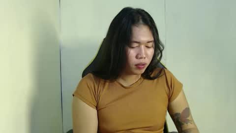 Snapshot of urlovely_sofie chatting on 10/04/25, 11:25 Sofie online show from 10/04/25, 11:25