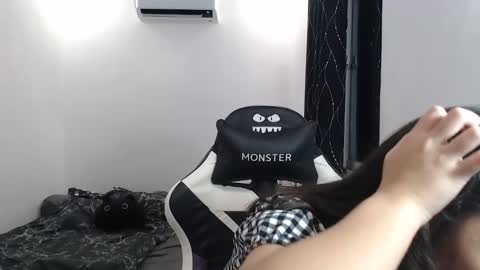 juliana online show from 12/05/25, 10:46