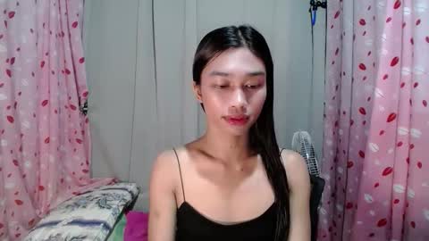 urloverjasmine_xx online show from 04/11/26, 11:47