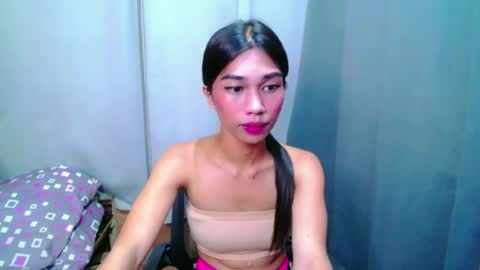 Snapshot of urloverjasmine_xx chatting on 06/14/26, 02:24 urloverjasmine_xx online show from 06/14/26, 02:24