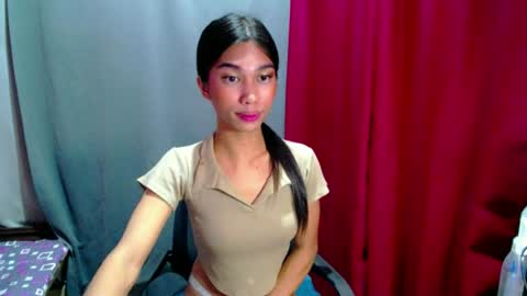 Snapshot of urloverjasmine_xx chatting on 07/02/26, 03:51 urloverjasmine_xx online show from 07/02/26, 03:51