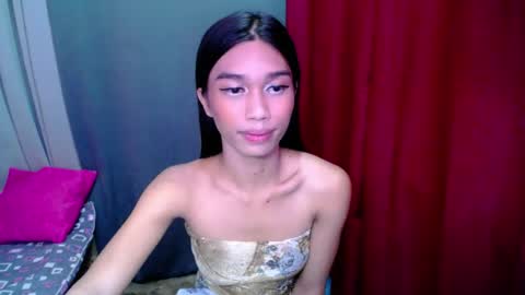 Snapshot of urloverjasmine_xx chatting on 07/15/26, 06:29 urloverjasmine_xx online show from 07/15/26, 06:29