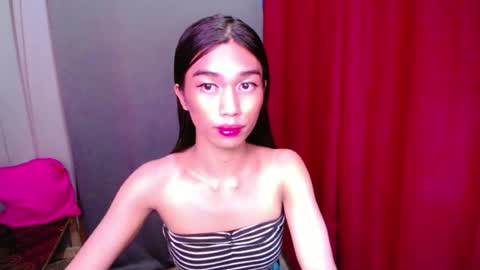 Snapshot of urloverjasmine_xx chatting on 07/16/26, 06:08 urloverjasmine_xx online show from 07/16/26, 06:08