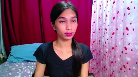 Snapshot of urloverjasmine_xx chatting on 07/26/26, 03:52 urloverjasmine_xx online show from 07/26/26, 03:52