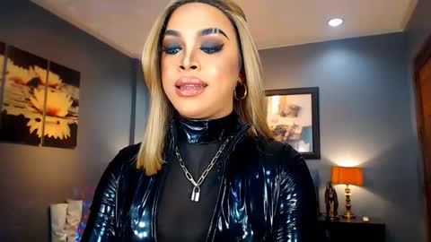 UrMajestyTyra online show from 02/18/25, 12:37