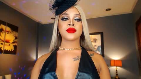 UrMajestyTyra online show from 10/25/25, 02:30