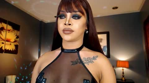 UrMajestyTyra online show from 11/26/25, 01:50