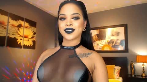 UrMajestyTyra online show from 04/21/26, 02:51